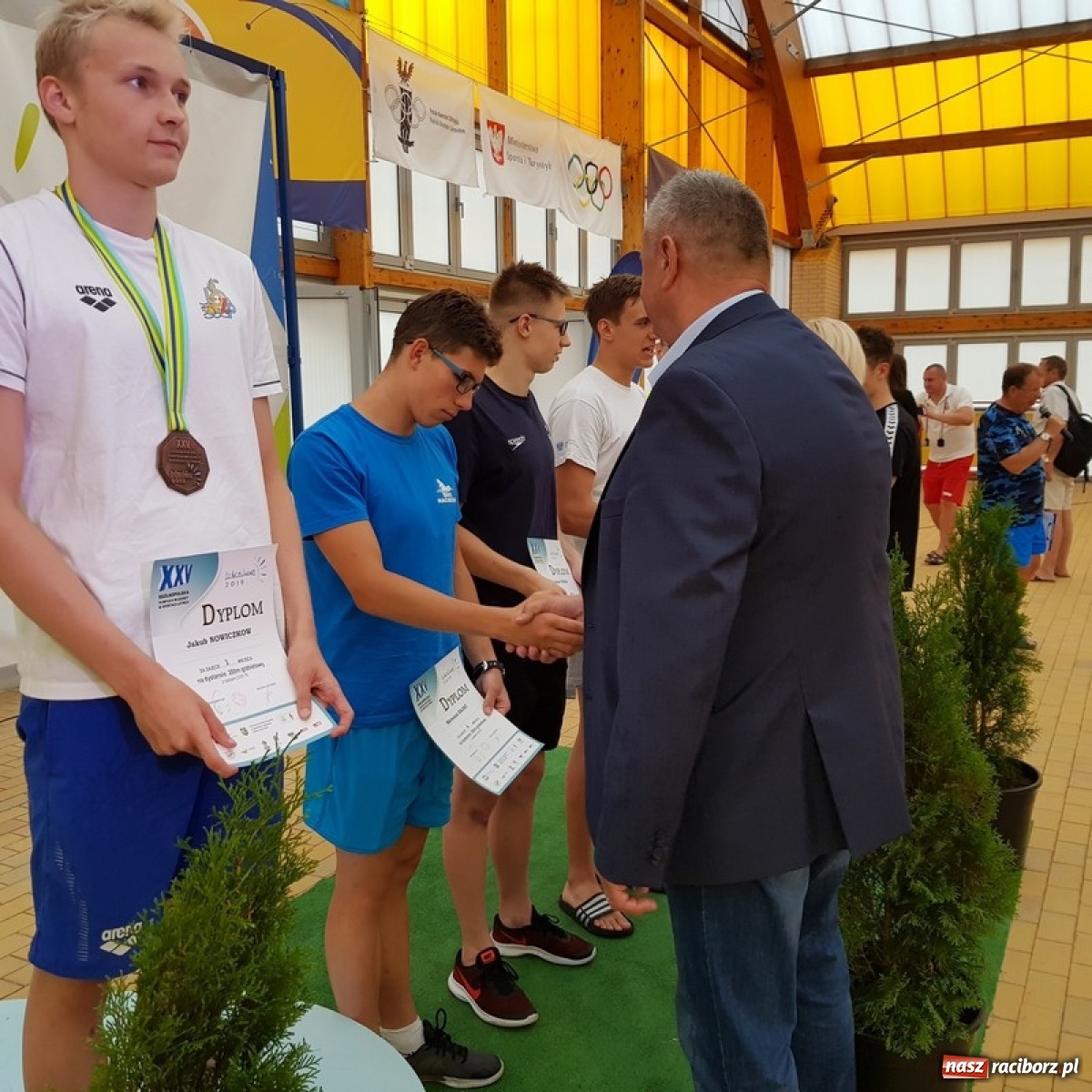 Zdjęcie w galerii na portalu naszraciborz.pl: Pływanie. Magdalena Modrzejewska i Patryk Rożenek z medalami Mistrzostw Polski wiadomości z regionu