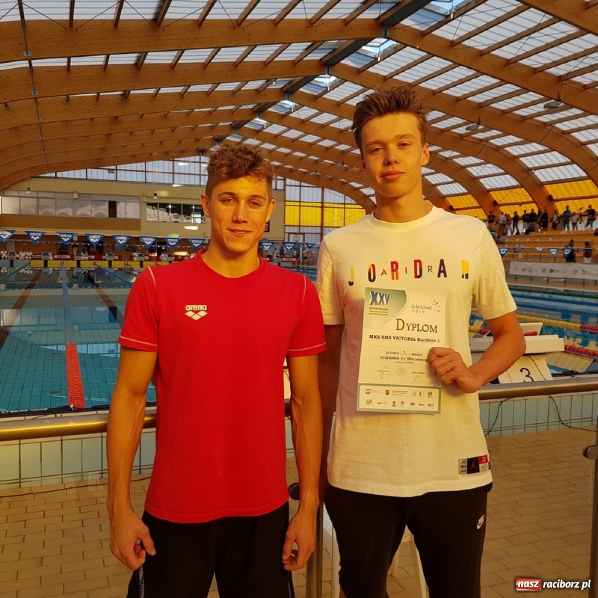 Zdjęcie w galerii na portalu naszraciborz.pl: Pływanie. Magdalena Modrzejewska i Patryk Rożenek z medalami Mistrzostw Polski wiadomości z regionu