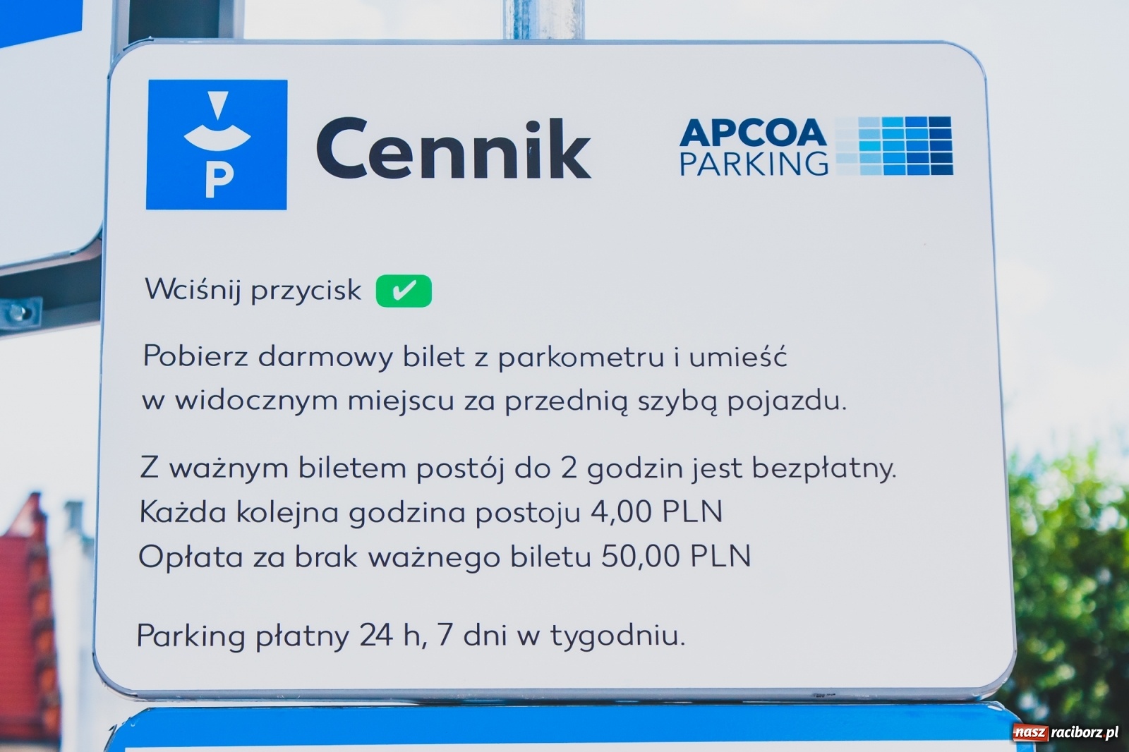 Zdjęcie w galerii na portalu naszraciborz.pl: Kaufland w Raciborzu stawia parkometry [FOTO]  wiadomości z regionu