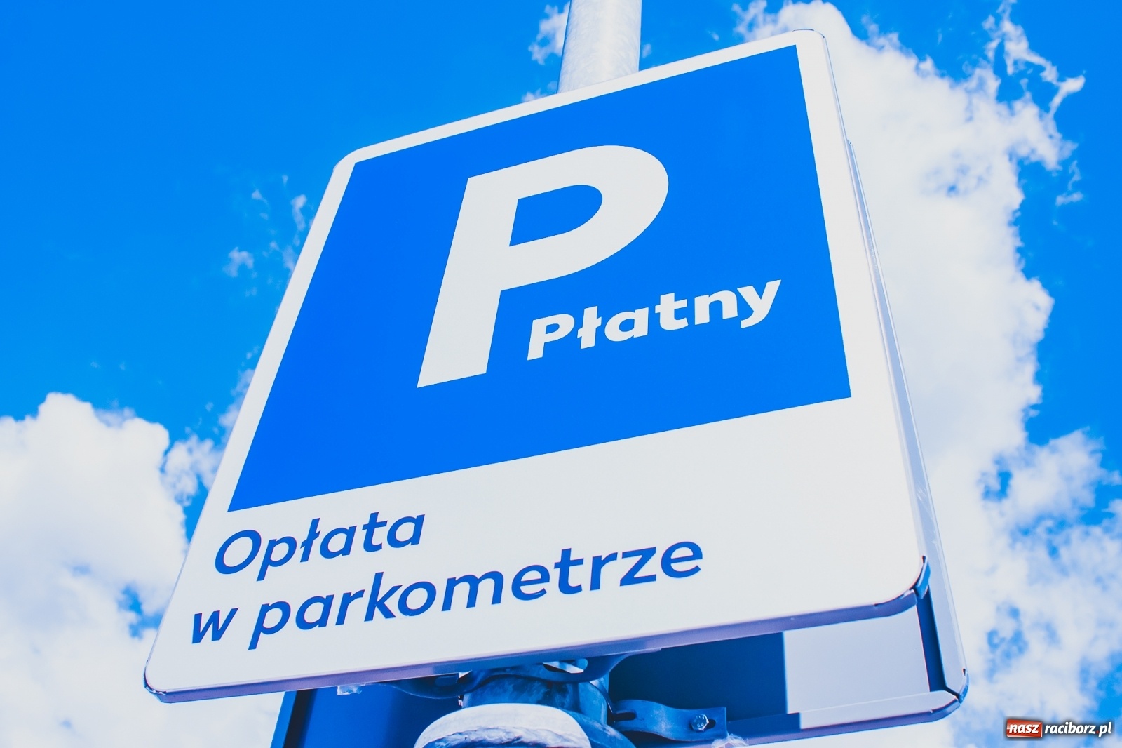 Zdjęcie w galerii na portalu naszraciborz.pl: Kaufland w Raciborzu stawia parkometry [FOTO]  wiadomości z regionu
