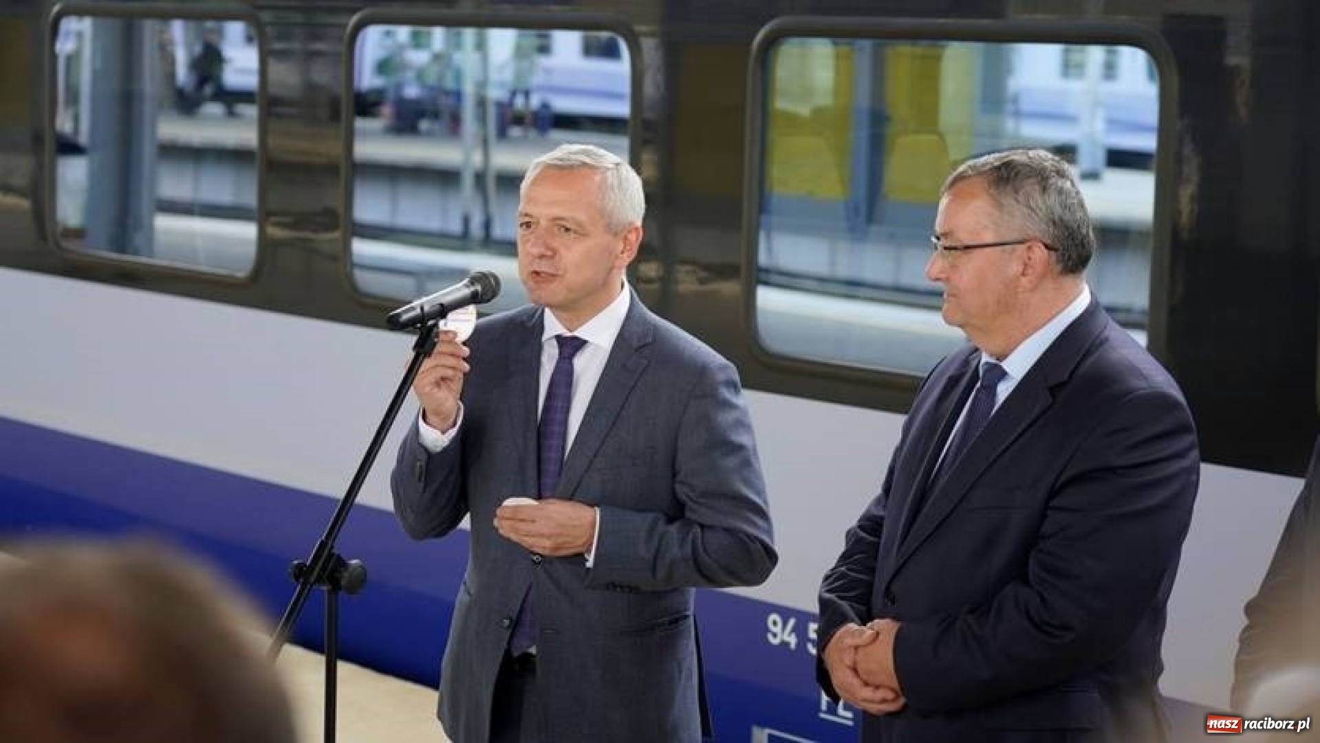 Zdjęcie w galerii na portalu naszraciborz.pl: mObywatel zamiast dowodu podczas podroży pociągiem wiadomości z regionu