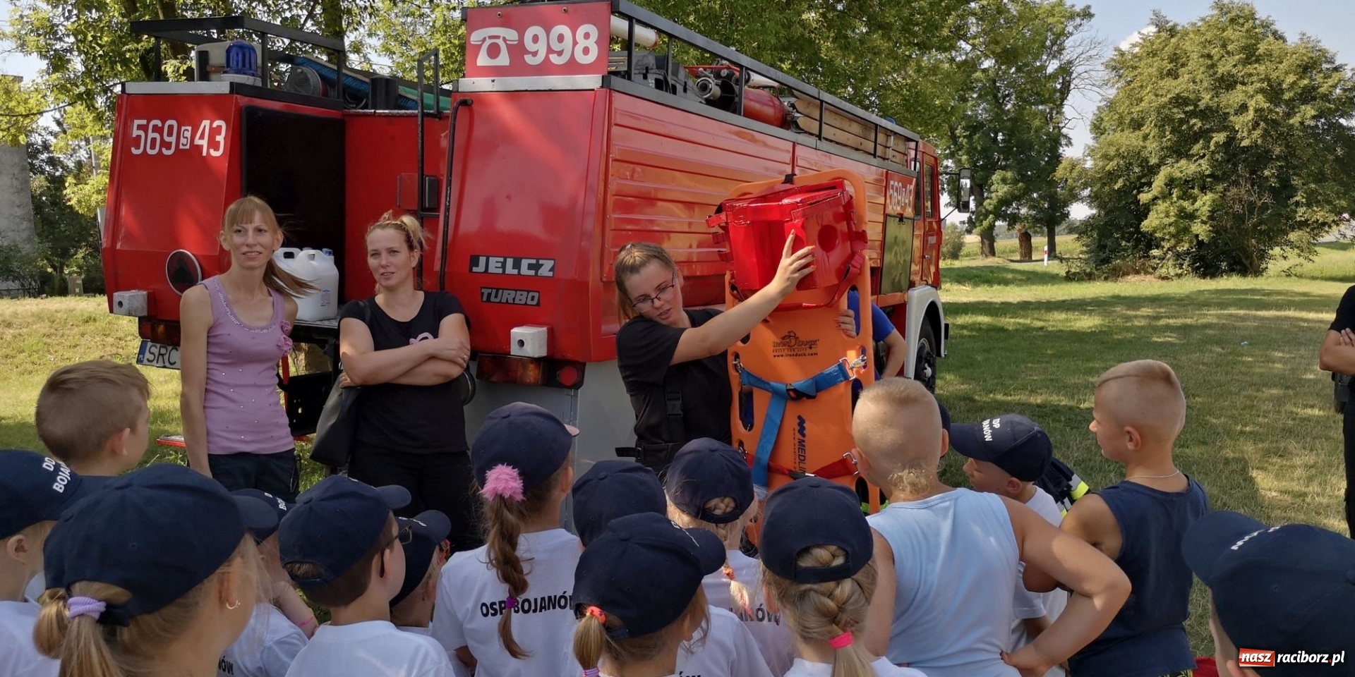 Zdjęcie w galerii na portalu naszraciborz.pl: Wakacyjny czwartek ze strażakami [FOTO] i [WIDEO] wiadomości z regionu