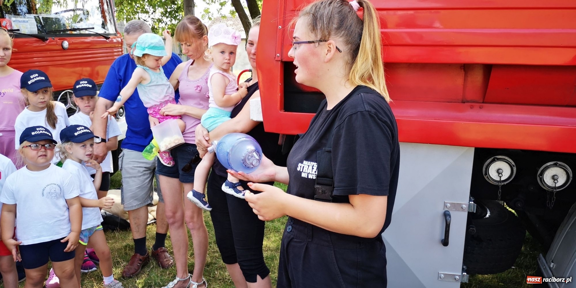 Zdjęcie w galerii na portalu naszraciborz.pl: Wakacyjny czwartek ze strażakami [FOTO] i [WIDEO] wiadomości z regionu