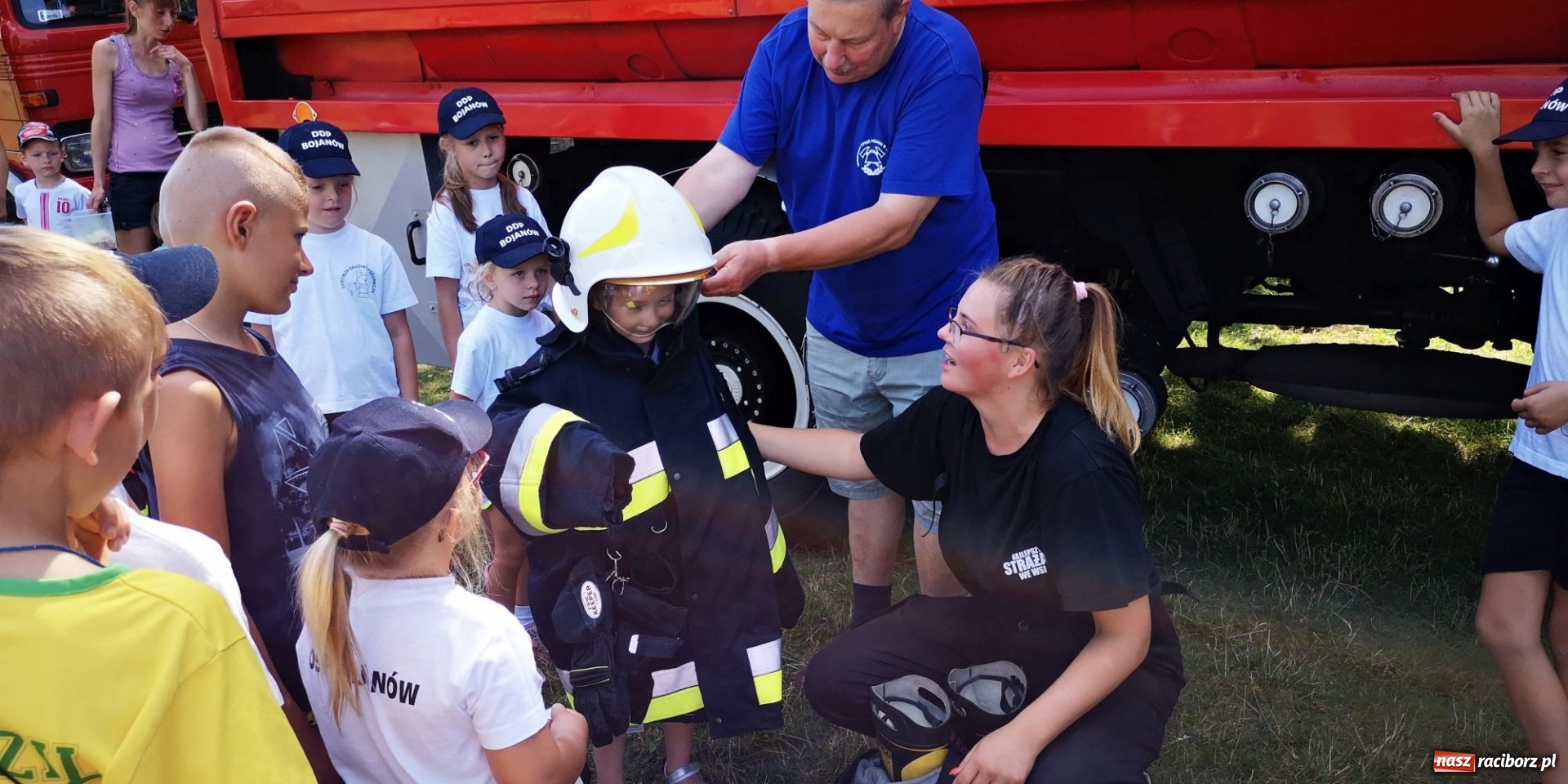 Zdjęcie w galerii na portalu naszraciborz.pl: Wakacyjny czwartek ze strażakami [FOTO] i [WIDEO] wiadomości z regionu