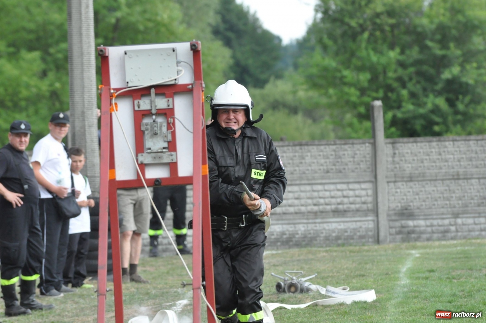 Zdjęcie w galerii na portalu naszraciborz.pl: Budziska o krok przez Rudą. Zawody sportowo-pożarnicze gminy Kuźnia Raciborska [FOTO] i [WIDEO] wiadomości z regionu