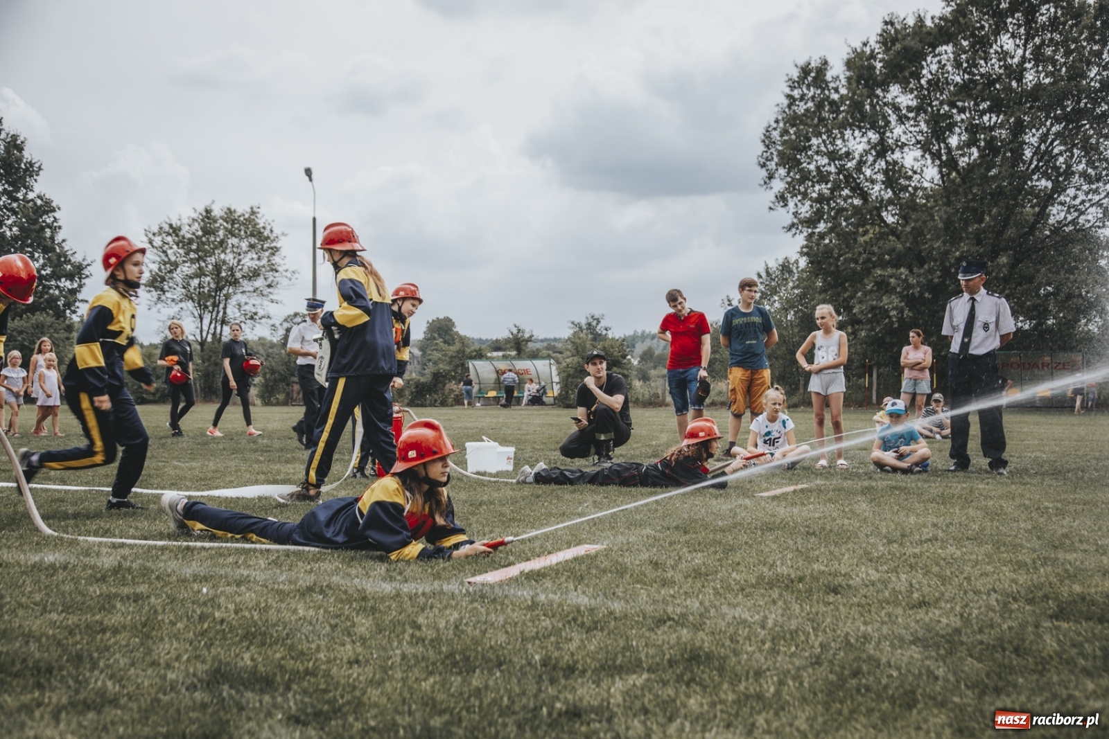 Zdjęcie w galerii na portalu naszraciborz.pl: Budziska o krok przez Rudą. Zawody sportowo-pożarnicze gminy Kuźnia Raciborska [FOTO] i [WIDEO] wiadomości z regionu