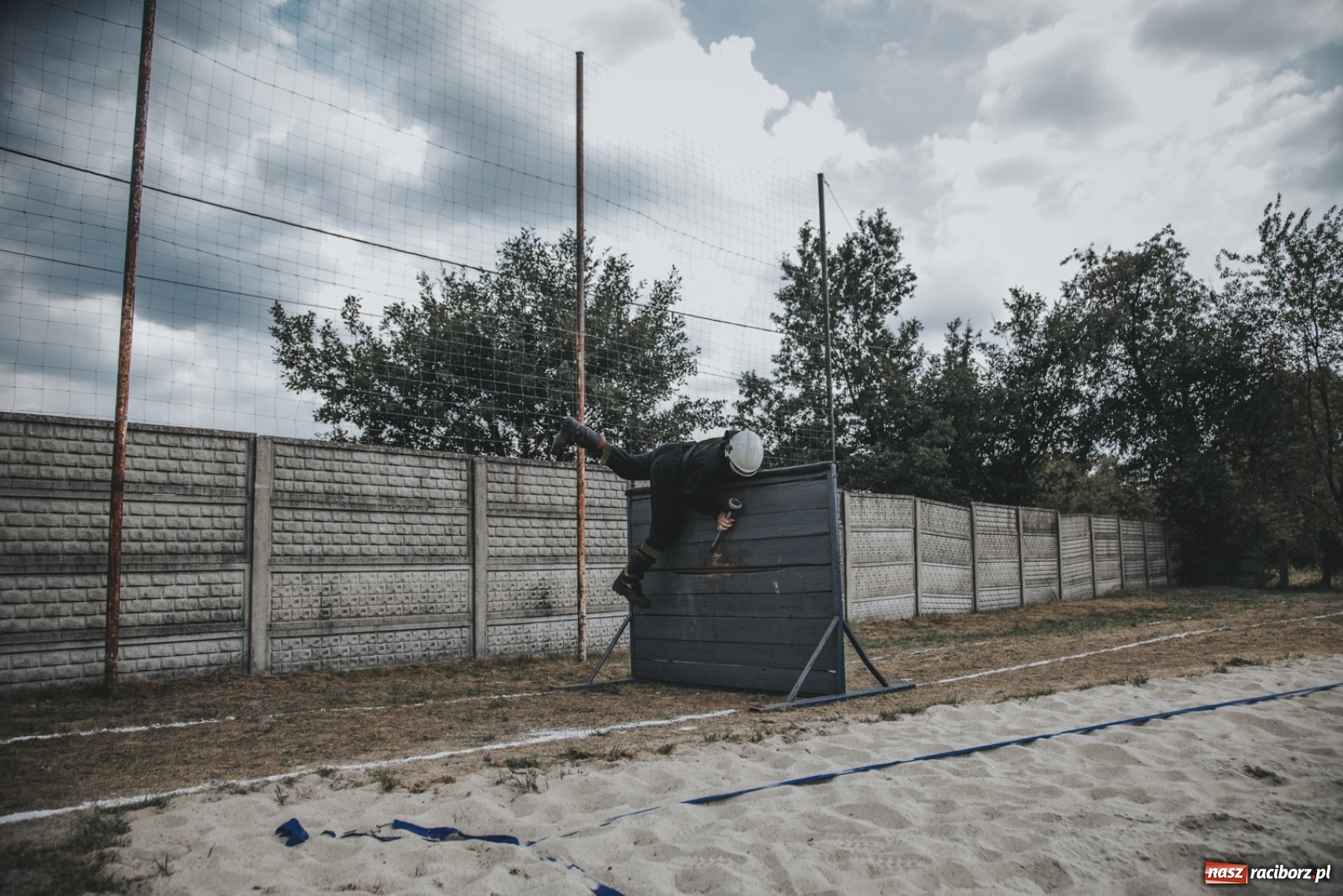 Zdjęcie w galerii na portalu naszraciborz.pl: Budziska o krok przez Rudą. Zawody sportowo-pożarnicze gminy Kuźnia Raciborska [FOTO] i [WIDEO] wiadomości z regionu