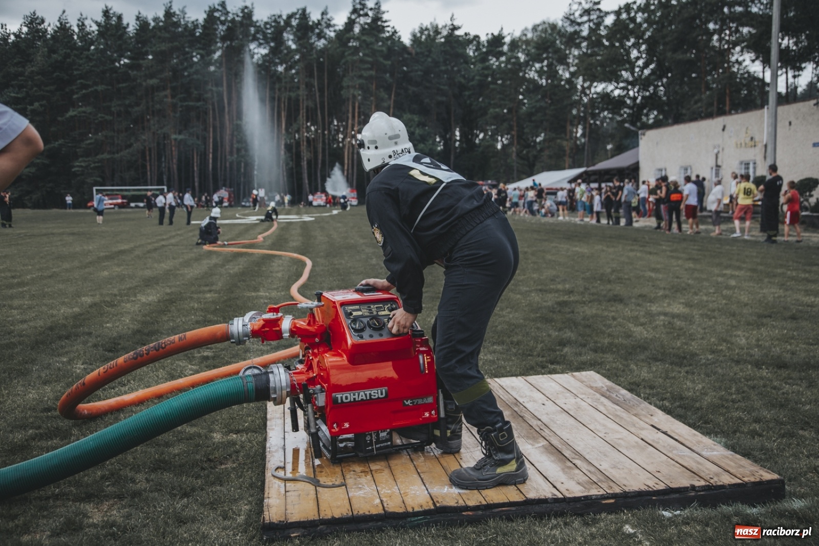 Zdjęcie w galerii na portalu naszraciborz.pl: Budziska o krok przez Rudą. Zawody sportowo-pożarnicze gminy Kuźnia Raciborska [FOTO] i [WIDEO] wiadomości z regionu