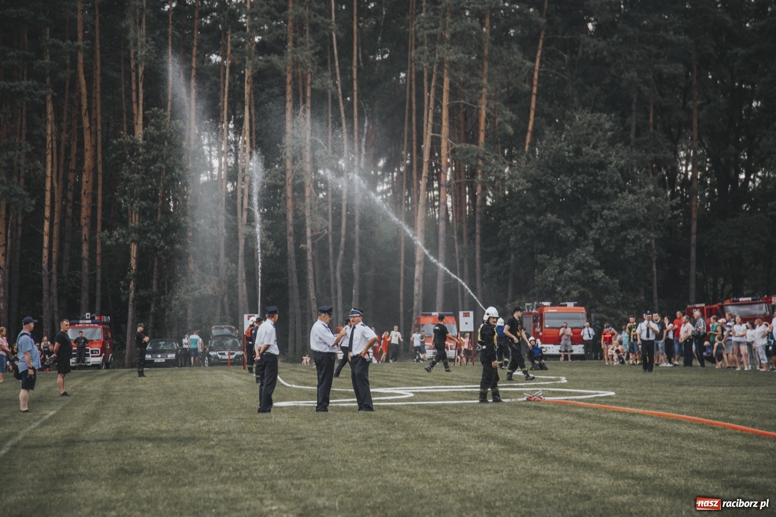Zdjęcie w galerii na portalu naszraciborz.pl: Budziska o krok przez Rudą. Zawody sportowo-pożarnicze gminy Kuźnia Raciborska [FOTO] i [WIDEO] wiadomości z regionu