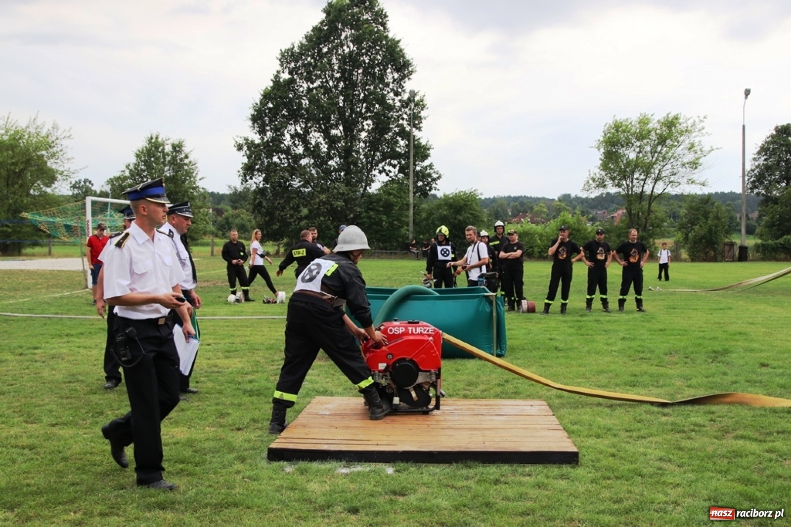 Zdjęcie w galerii na portalu naszraciborz.pl: Budziska o krok przez Rudą. Zawody sportowo-pożarnicze gminy Kuźnia Raciborska [FOTO] i [WIDEO] wiadomości z regionu