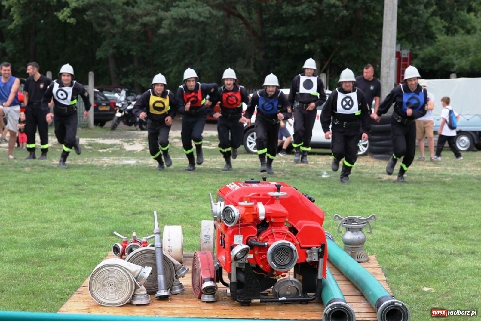 Zdjęcie w galerii na portalu naszraciborz.pl: Budziska o krok przez Rudą. Zawody sportowo-pożarnicze gminy Kuźnia Raciborska [FOTO] i [WIDEO] wiadomości z regionu