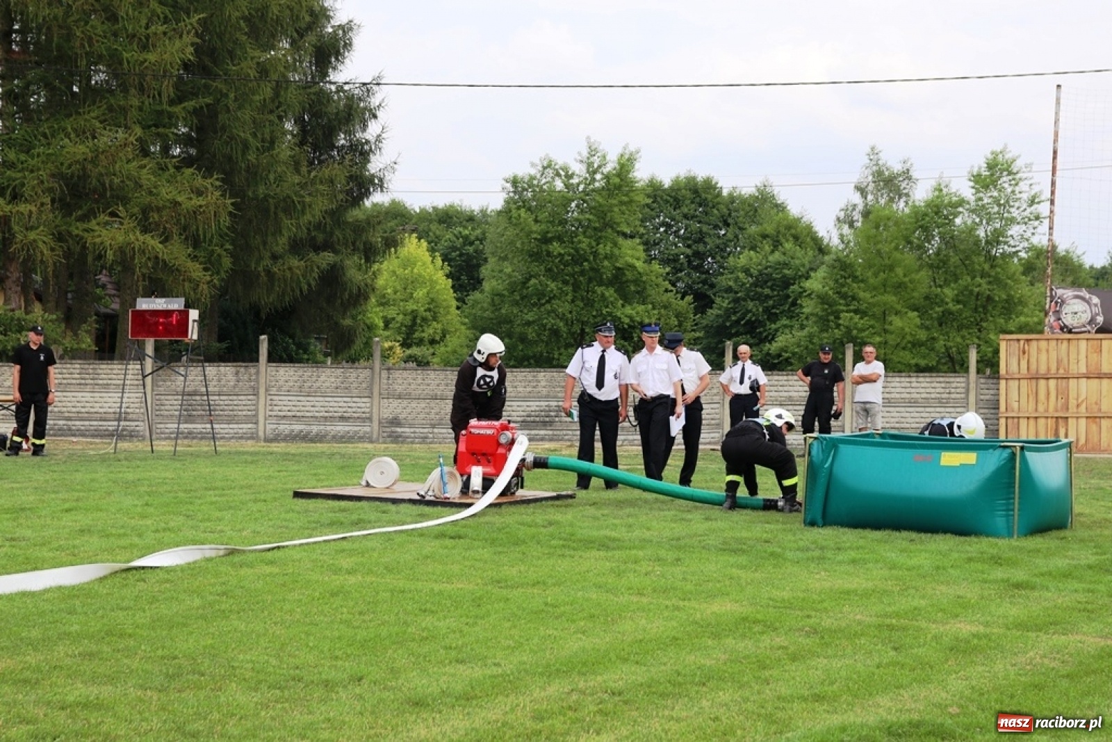 Zdjęcie w galerii na portalu naszraciborz.pl: Budziska o krok przez Rudą. Zawody sportowo-pożarnicze gminy Kuźnia Raciborska [FOTO] i [WIDEO] wiadomości z regionu