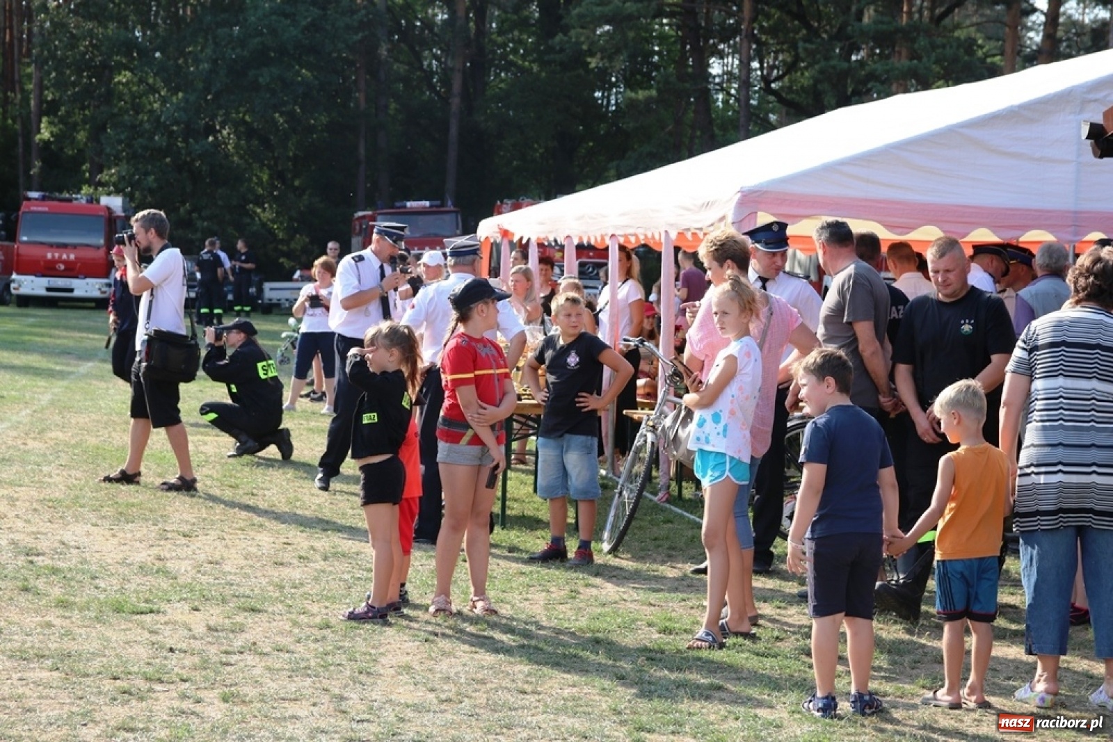 Zdjęcie w galerii na portalu naszraciborz.pl: Budziska o krok przez Rudą. Zawody sportowo-pożarnicze gminy Kuźnia Raciborska [FOTO] i [WIDEO] wiadomości z regionu