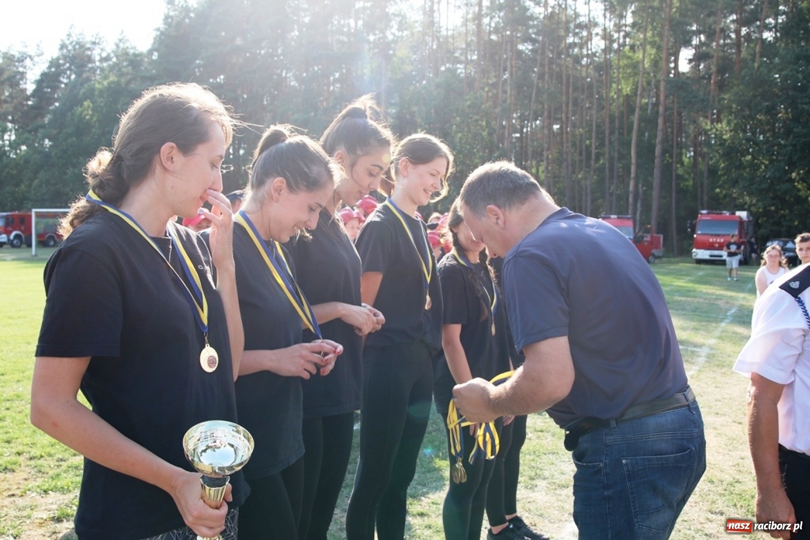 Zdjęcie w galerii na portalu naszraciborz.pl: Budziska o krok przez Rudą. Zawody sportowo-pożarnicze gminy Kuźnia Raciborska [FOTO] i [WIDEO] wiadomości z regionu