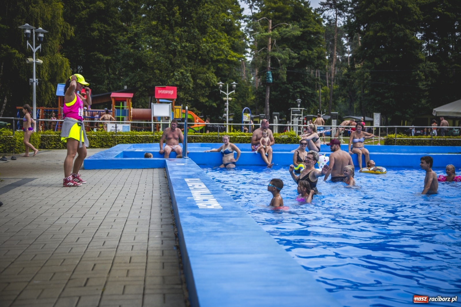 Zdjęcie w galerii na portalu naszraciborz.pl: To już ostatni sezon basenu w Szymocicach wiadomości z regionu