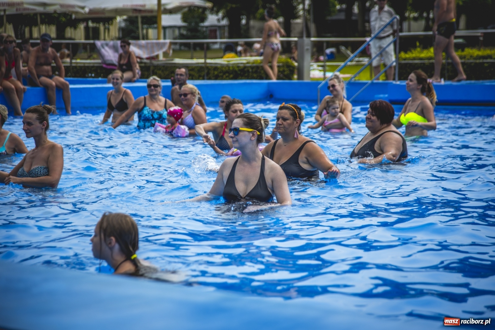 Zdjęcie w galerii na portalu naszraciborz.pl: To już ostatni sezon basenu w Szymocicach wiadomości z regionu