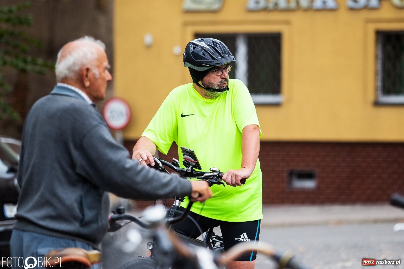 Zdjęcie w galerii na portalu naszraciborz.pl: Tropem zjaw na rowerze. Rajd rowerowy w Krzanowicach wiadomości z regionu