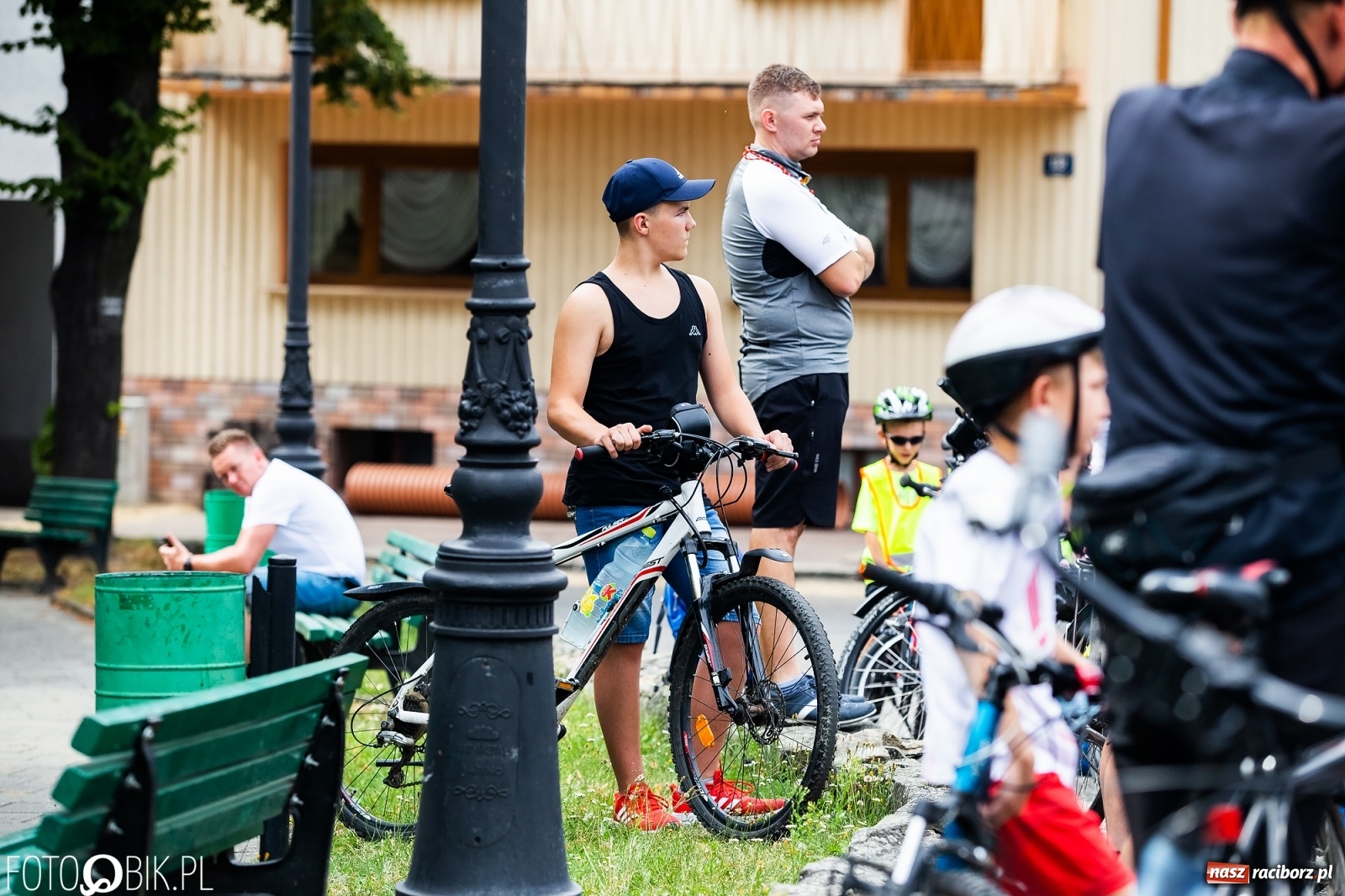 Zdjęcie w galerii na portalu naszraciborz.pl: Tropem zjaw na rowerze. Rajd rowerowy w Krzanowicach wiadomości z regionu