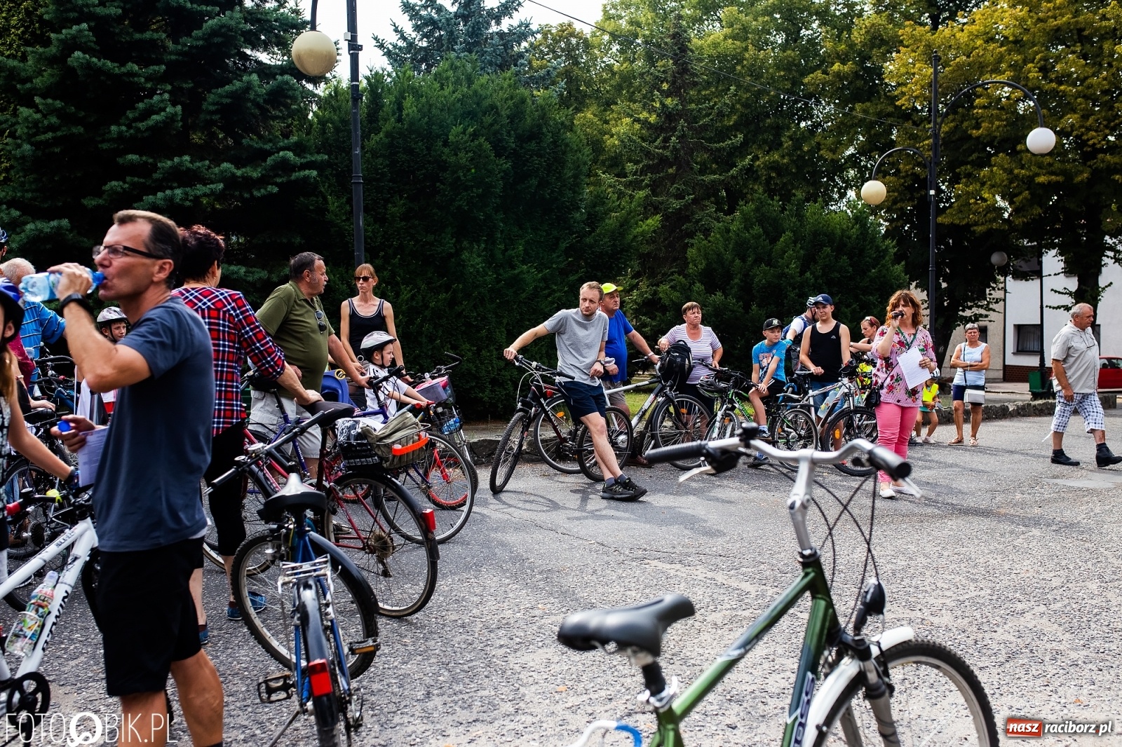 Zdjęcie w galerii na portalu naszraciborz.pl: Tropem zjaw na rowerze. Rajd rowerowy w Krzanowicach wiadomości z regionu