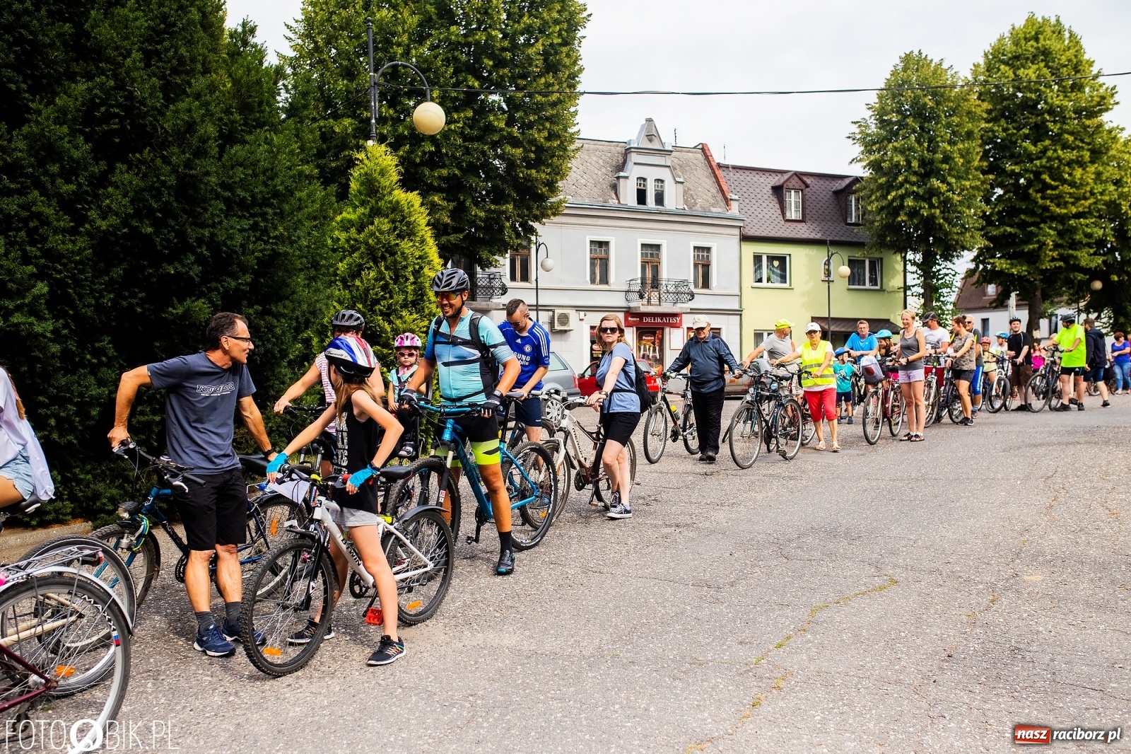 Zdjęcie w galerii na portalu naszraciborz.pl: Tropem zjaw na rowerze. Rajd rowerowy w Krzanowicach wiadomości z regionu