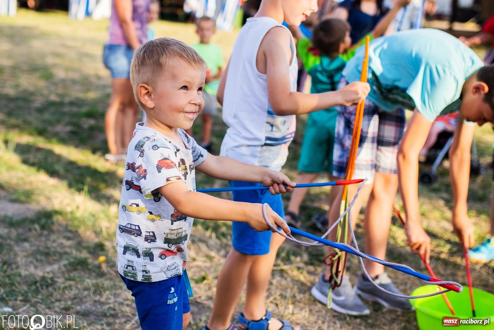 Zdjęcie w galerii na portalu naszraciborz.pl: Fantastycznie w Krzanowicach. Dwudniowe święto miasta rozpoczęte rytmami disco-polo wiadomości z regionu