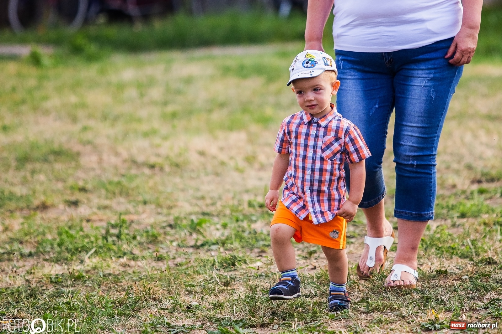 Zdjęcie w galerii na portalu naszraciborz.pl: Fantastycznie w Krzanowicach. Dwudniowe święto miasta rozpoczęte rytmami disco-polo wiadomości z regionu