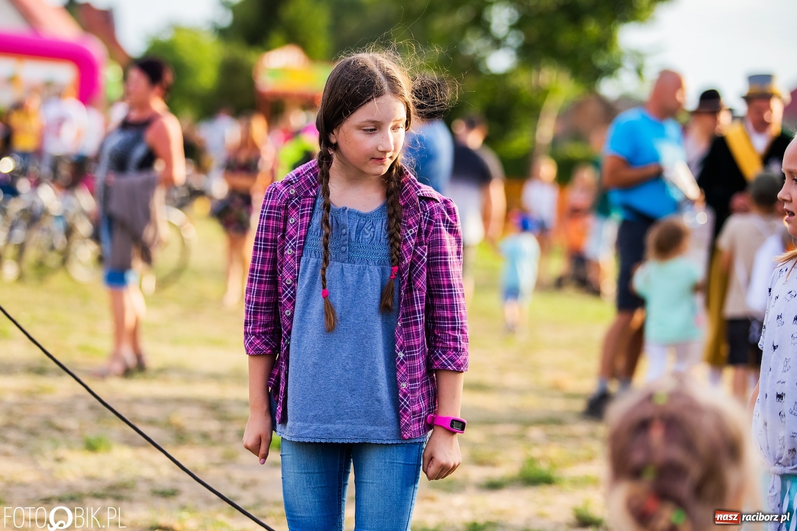 Zdjęcie w galerii na portalu naszraciborz.pl: Fantastycznie w Krzanowicach. Dwudniowe święto miasta rozpoczęte rytmami disco-polo wiadomości z regionu