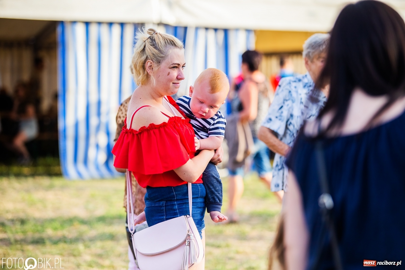 Zdjęcie w galerii na portalu naszraciborz.pl: Fantastycznie w Krzanowicach. Dwudniowe święto miasta rozpoczęte rytmami disco-polo wiadomości z regionu