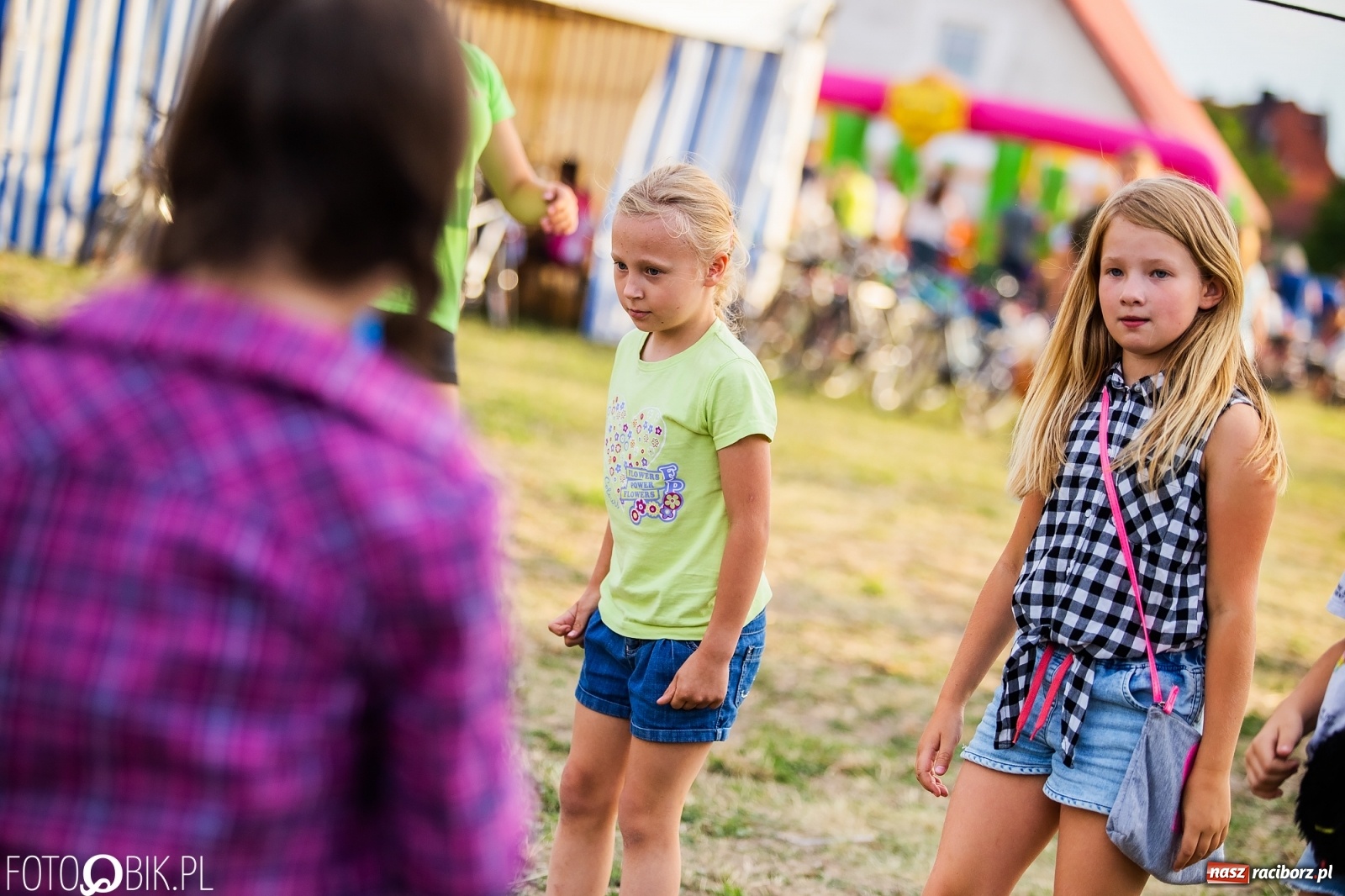 Zdjęcie w galerii na portalu naszraciborz.pl: Fantastycznie w Krzanowicach. Dwudniowe święto miasta rozpoczęte rytmami disco-polo wiadomości z regionu