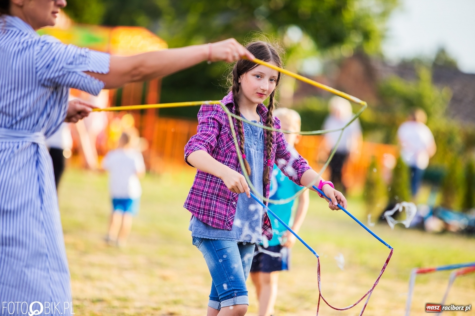 Zdjęcie w galerii na portalu naszraciborz.pl: Fantastycznie w Krzanowicach. Dwudniowe święto miasta rozpoczęte rytmami disco-polo wiadomości z regionu