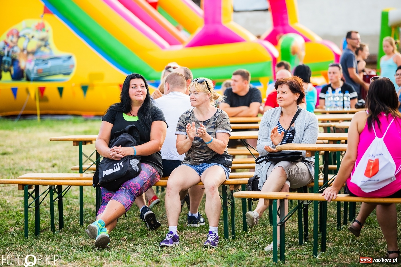 Zdjęcie w galerii na portalu naszraciborz.pl: Fantastycznie w Krzanowicach. Dwudniowe święto miasta rozpoczęte rytmami disco-polo wiadomości z regionu