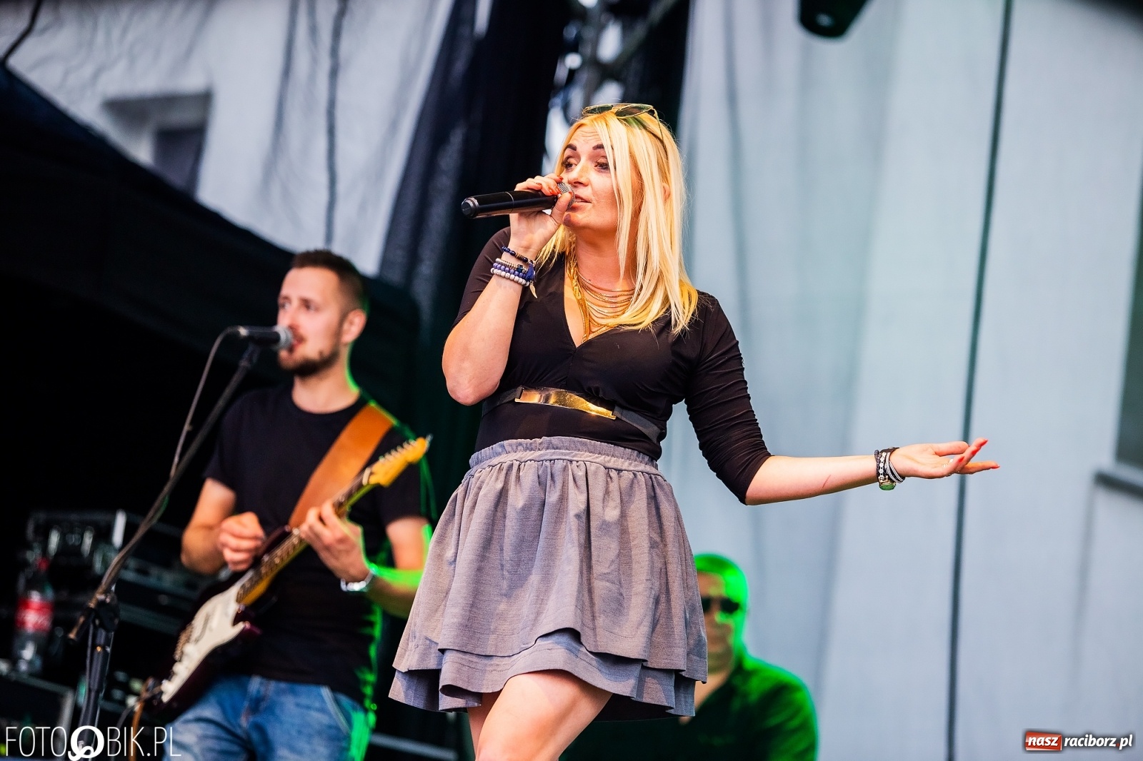 Zdjęcie w galerii na portalu naszraciborz.pl: Fantastycznie w Krzanowicach. Dwudniowe święto miasta rozpoczęte rytmami disco-polo wiadomości z regionu