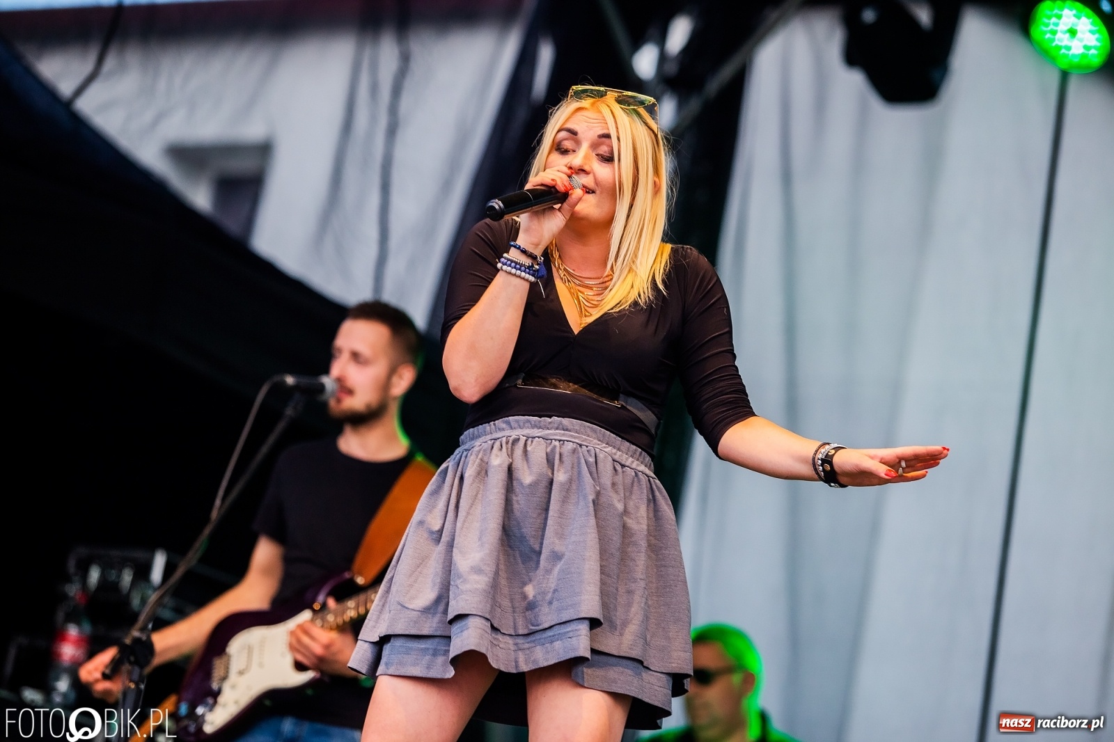 Zdjęcie w galerii na portalu naszraciborz.pl: Fantastycznie w Krzanowicach. Dwudniowe święto miasta rozpoczęte rytmami disco-polo wiadomości z regionu