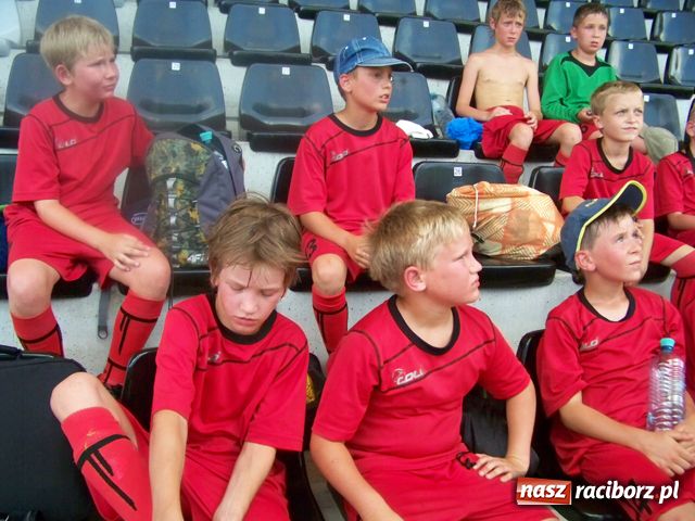 Zdjęcie w galerii na portalu naszraciborz.pl: UKS IKAR na turnieju w Austrii wiadomości z regionu