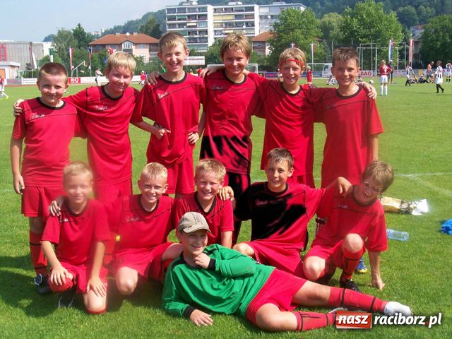 Zdjęcie w galerii na portalu naszraciborz.pl: UKS IKAR na turnieju w Austrii wiadomości z regionu