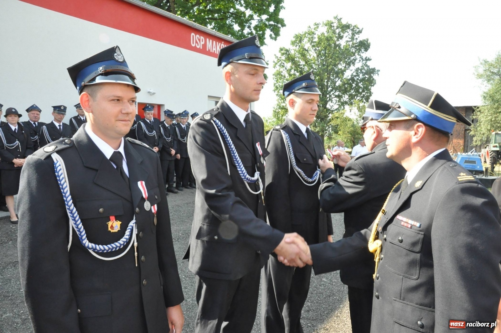 Zdjęcie w galerii na portalu naszraciborz.pl: Nowa remiza, nowy wóz. Wymarzone 130. urodziny OSP Maków [FOTO] i [WIDEO] wiadomości z regionu