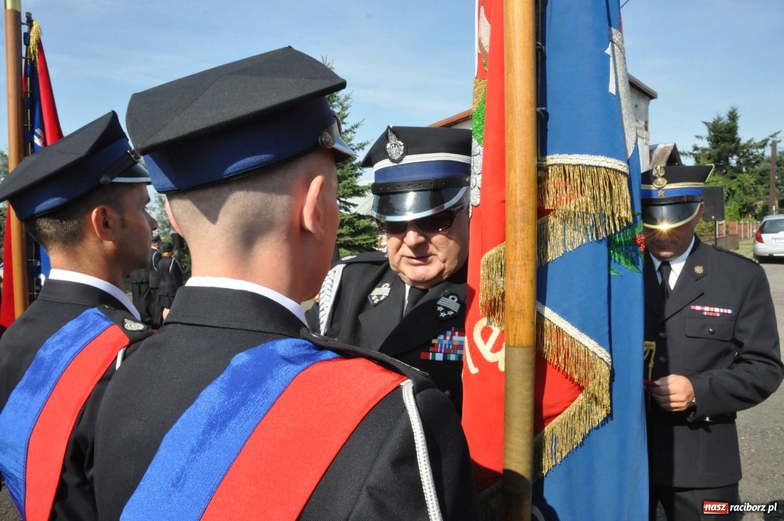 Zdjęcie w galerii na portalu naszraciborz.pl: Nowa remiza, nowy wóz. Wymarzone 130. urodziny OSP Maków [FOTO] i [WIDEO] wiadomości z regionu