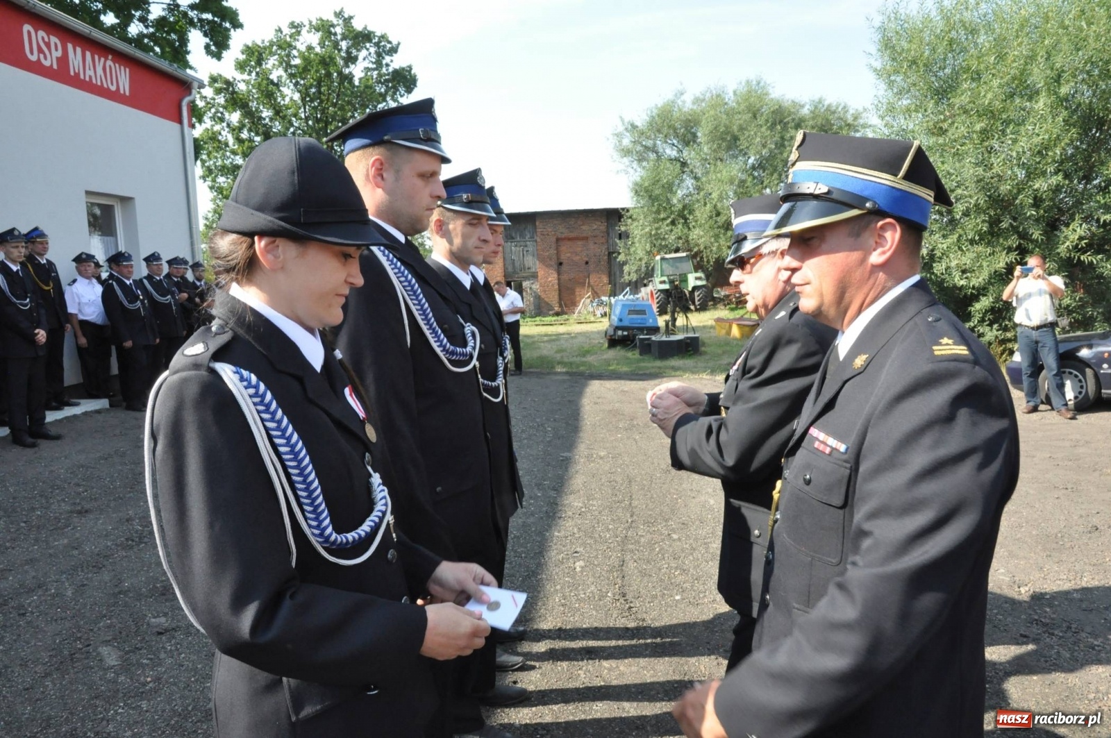 Zdjęcie w galerii na portalu naszraciborz.pl: Nowa remiza, nowy wóz. Wymarzone 130. urodziny OSP Maków [FOTO] i [WIDEO] wiadomości z regionu