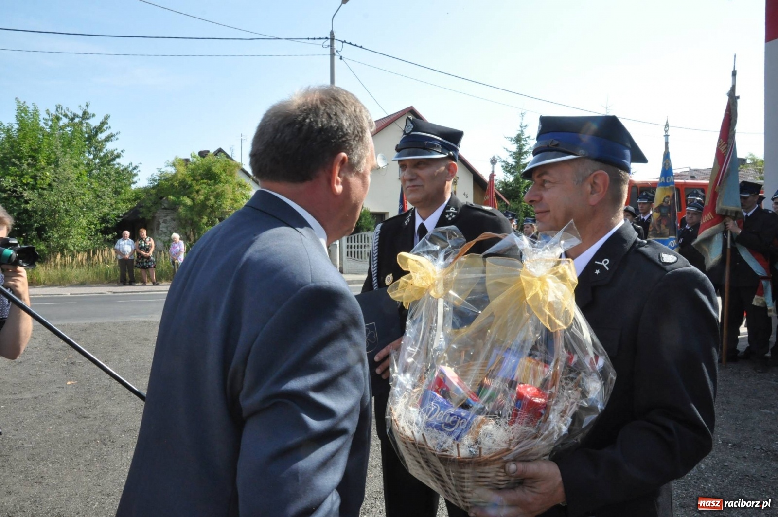 Zdjęcie w galerii na portalu naszraciborz.pl: Nowa remiza, nowy wóz. Wymarzone 130. urodziny OSP Maków [FOTO] i [WIDEO] wiadomości z regionu
