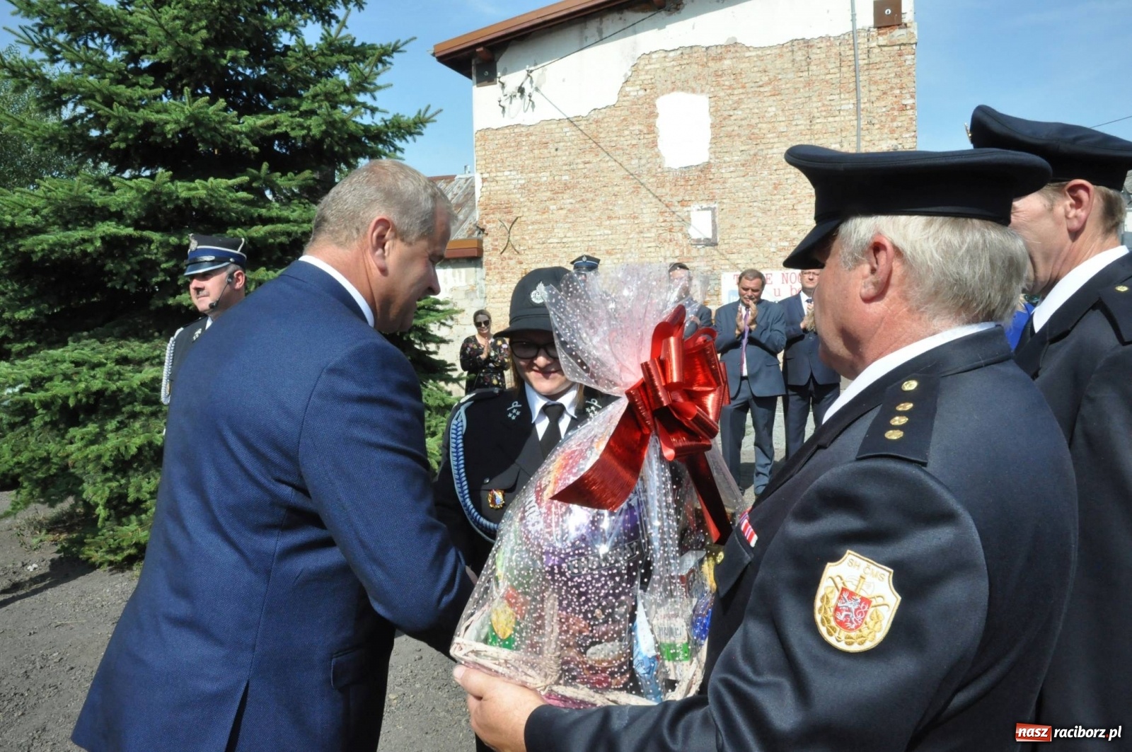 Zdjęcie w galerii na portalu naszraciborz.pl: Nowa remiza, nowy wóz. Wymarzone 130. urodziny OSP Maków [FOTO] i [WIDEO] wiadomości z regionu