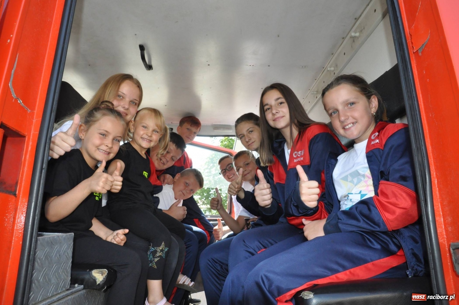 Zdjęcie w galerii na portalu naszraciborz.pl: Nowa remiza, nowy wóz. Wymarzone 130. urodziny OSP Maków [FOTO] i [WIDEO] wiadomości z regionu