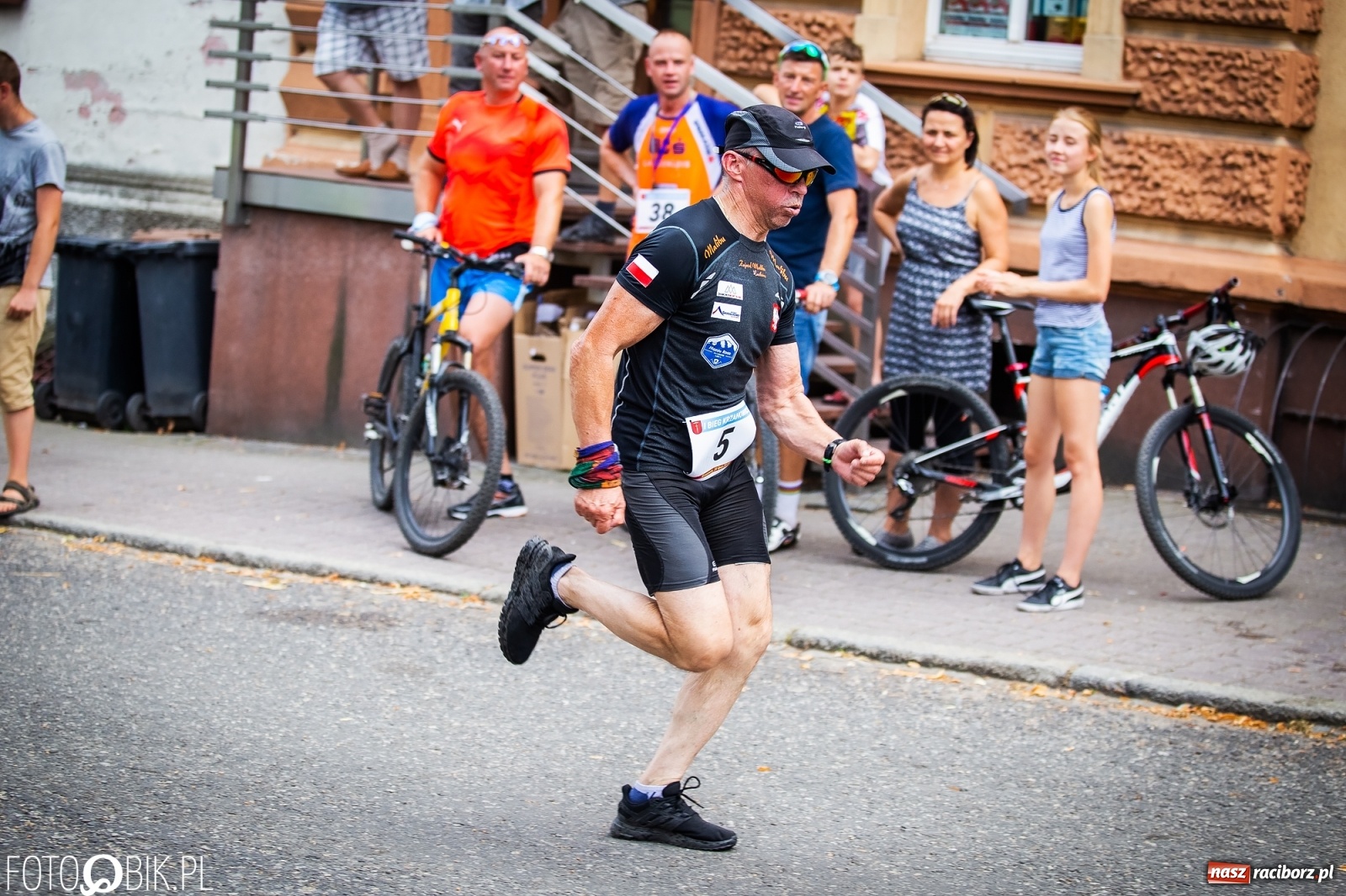 Zdjęcie w galerii na portalu naszraciborz.pl: Kazimierz Grycman najlepszy w I Biegu Krzanowickim wiadomości z regionu
