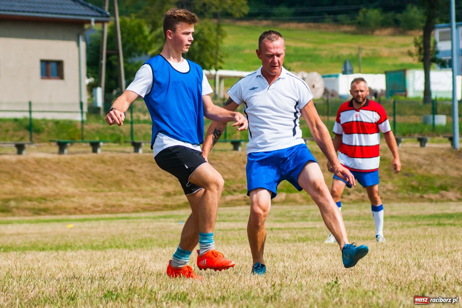 Zdjęcie w galerii na portalu naszraciborz.pl: Festynowe granie o Puchar Prezesa w Brzeziu [FOTO] wiadomości z regionu