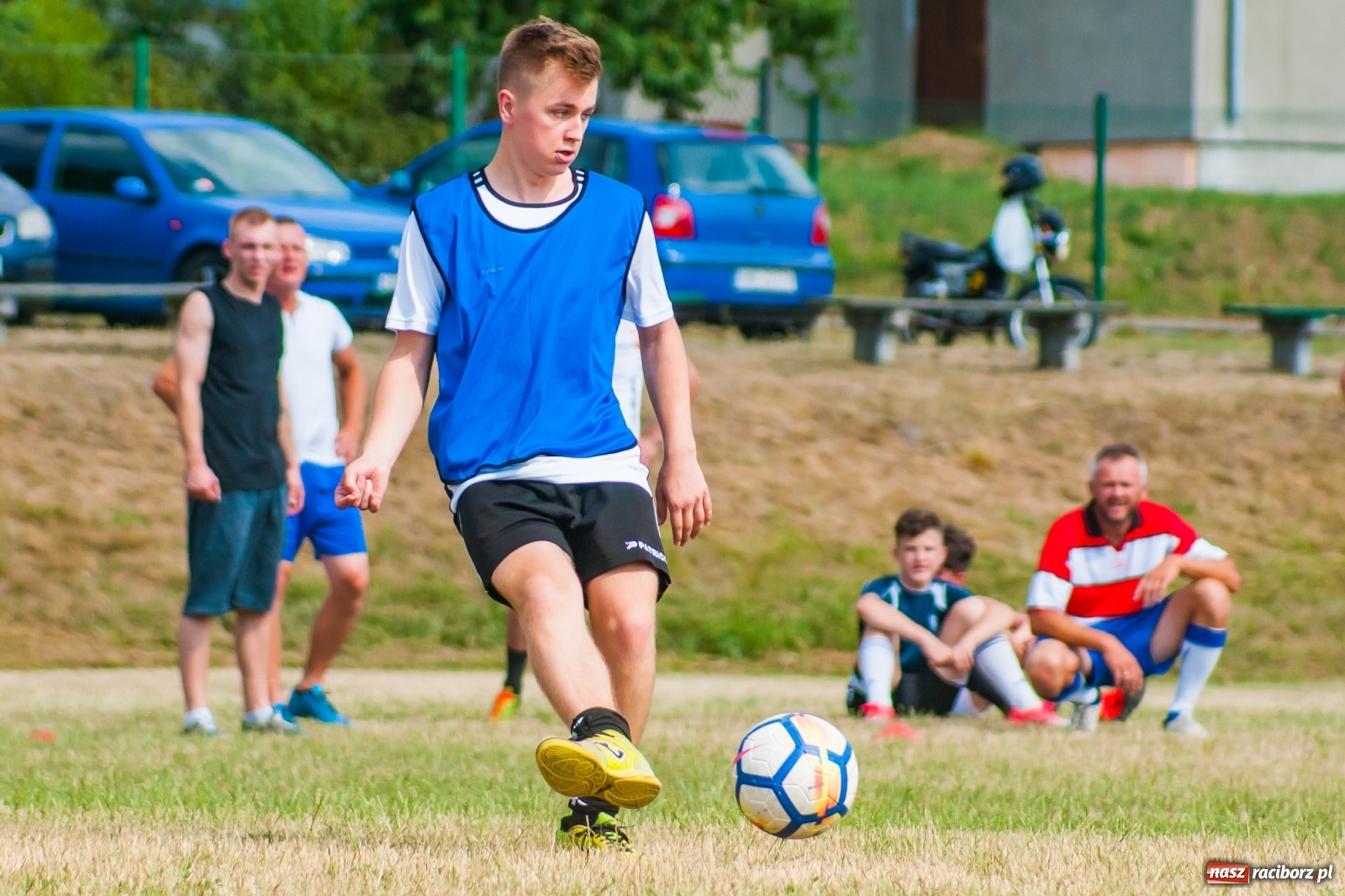 Zdjęcie w galerii na portalu naszraciborz.pl: Festynowe granie o Puchar Prezesa w Brzeziu [FOTO] wiadomości z regionu