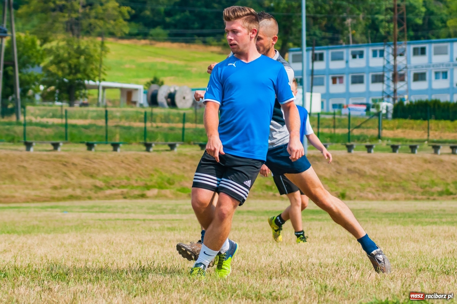Zdjęcie w galerii na portalu naszraciborz.pl: Festynowe granie o Puchar Prezesa w Brzeziu [FOTO] wiadomości z regionu