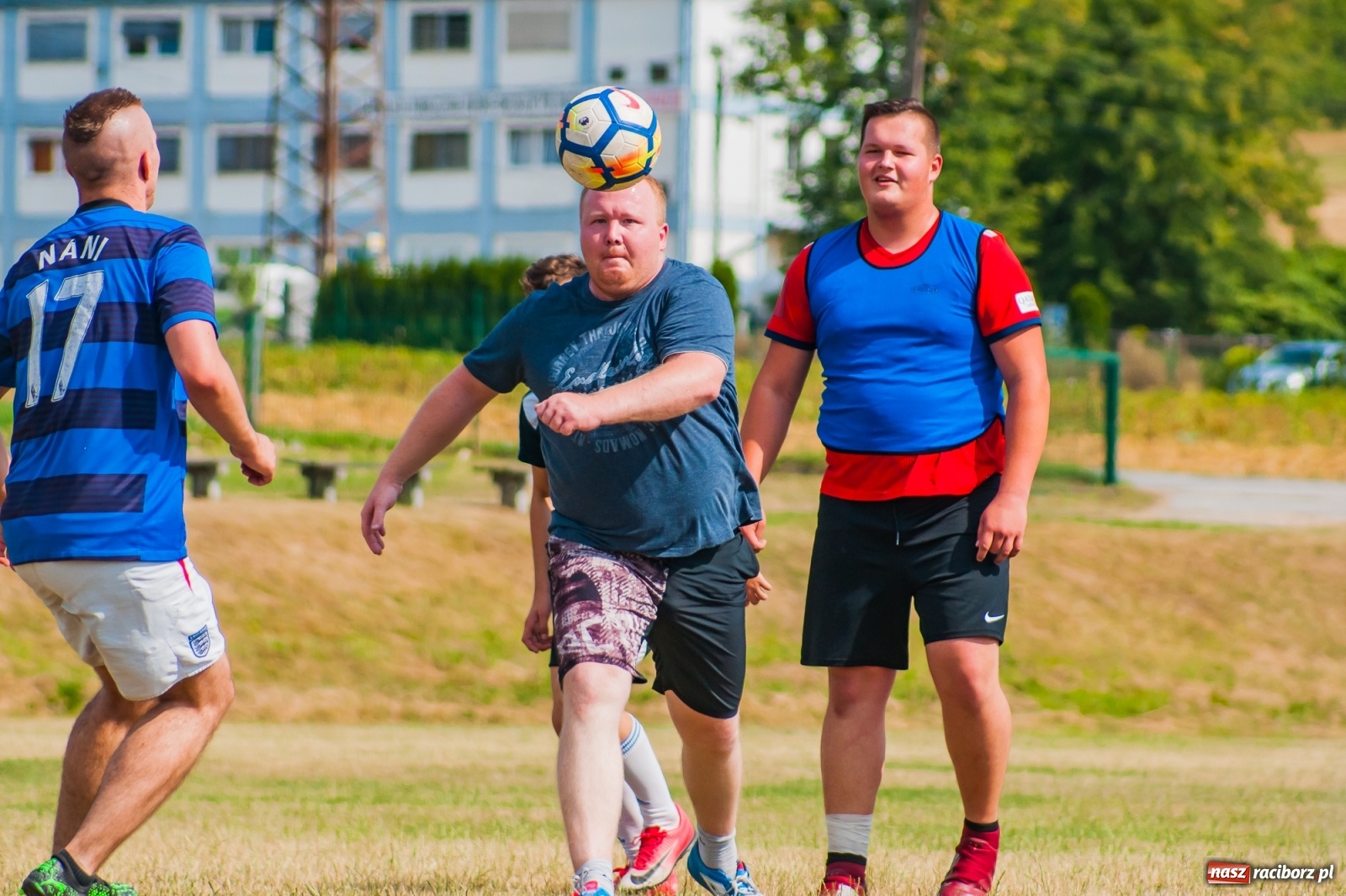 Zdjęcie w galerii na portalu naszraciborz.pl: Festynowe granie o Puchar Prezesa w Brzeziu [FOTO] wiadomości z regionu