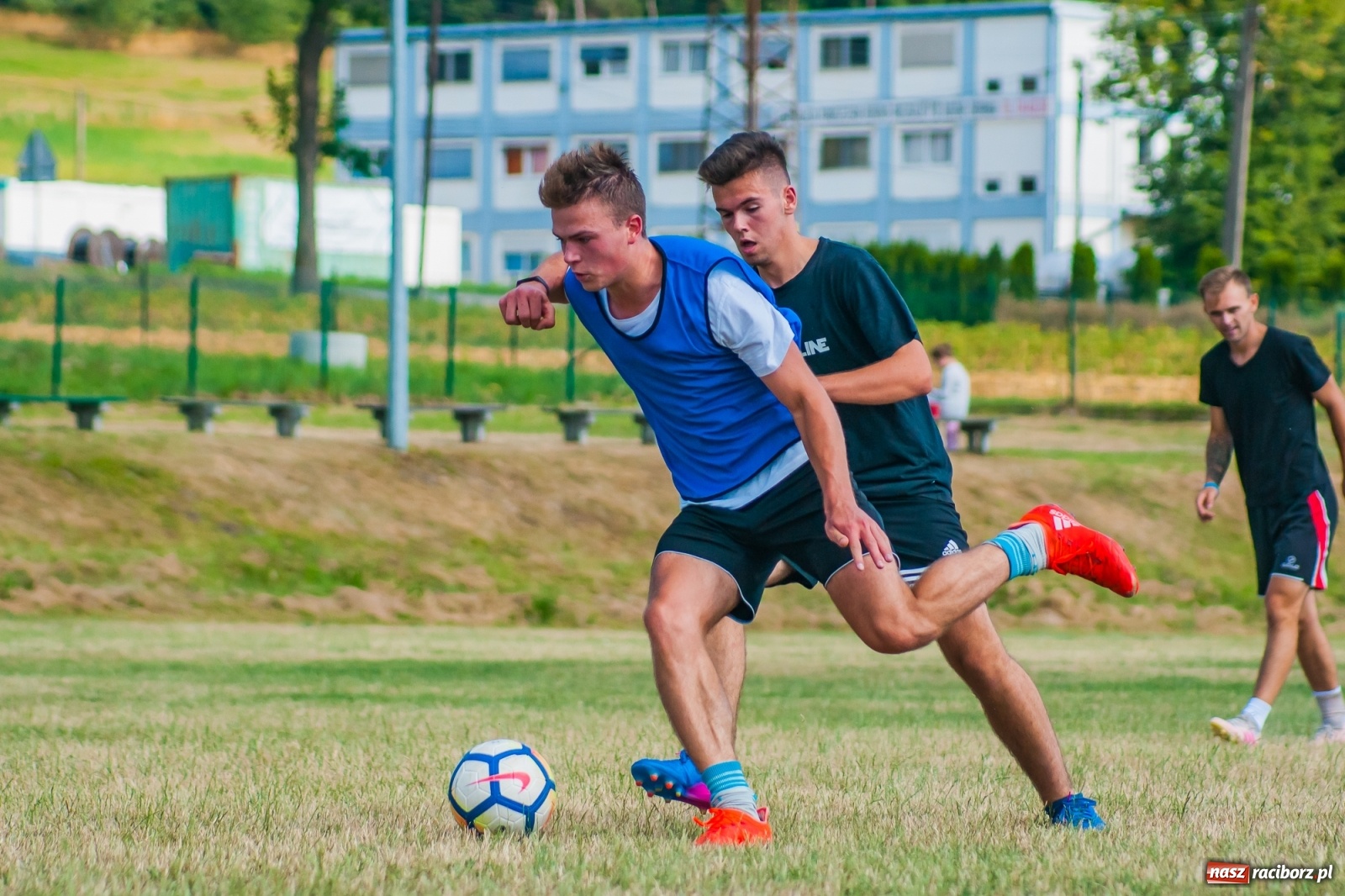 Zdjęcie w galerii na portalu naszraciborz.pl: Festynowe granie o Puchar Prezesa w Brzeziu [FOTO] wiadomości z regionu