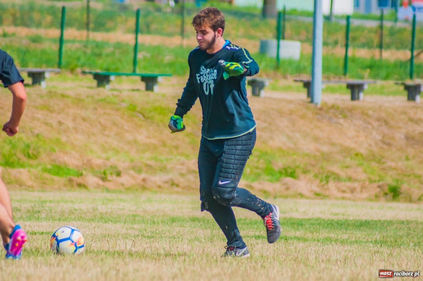 Zdjęcie w galerii na portalu naszraciborz.pl: Festynowe granie o Puchar Prezesa w Brzeziu [FOTO] wiadomości z regionu