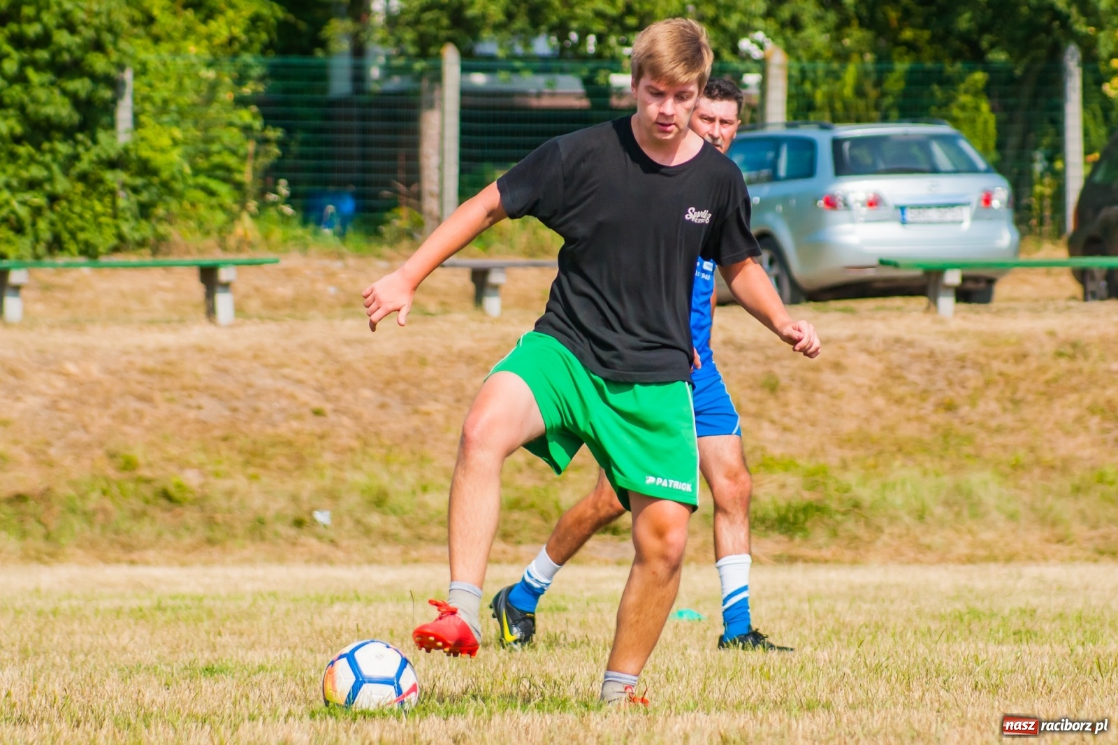 Zdjęcie w galerii na portalu naszraciborz.pl: Festynowe granie o Puchar Prezesa w Brzeziu [FOTO] wiadomości z regionu