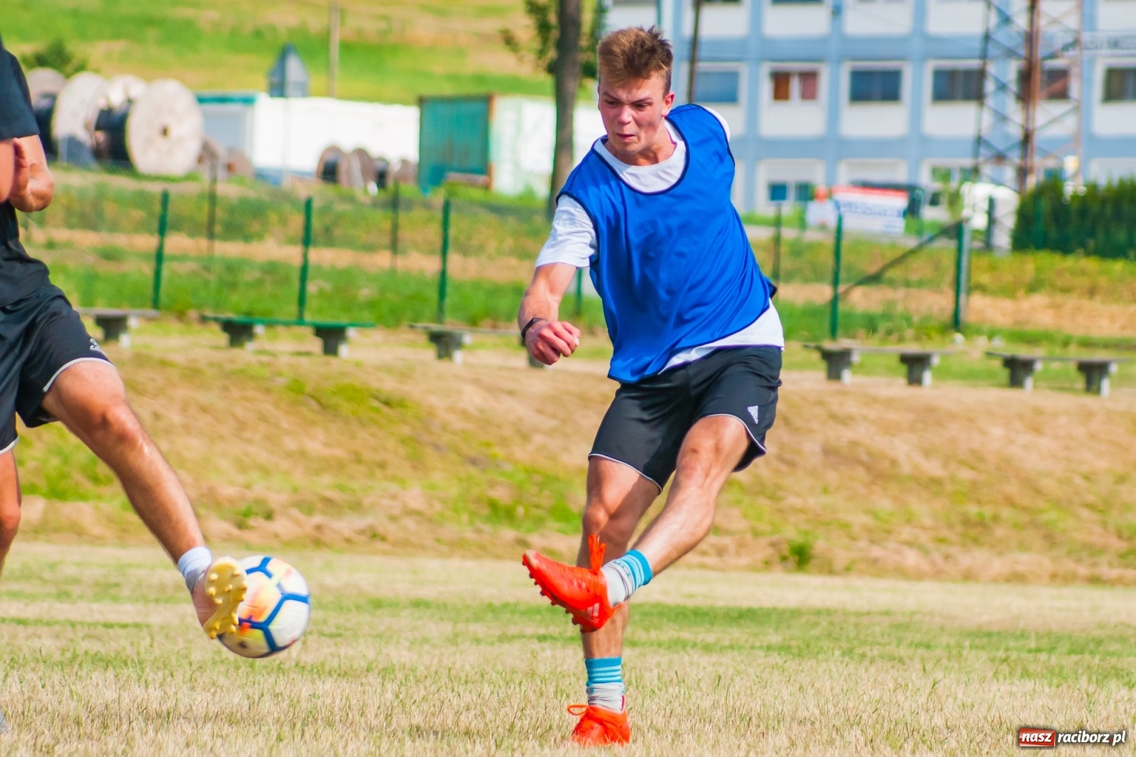 Zdjęcie w galerii na portalu naszraciborz.pl: Festynowe granie o Puchar Prezesa w Brzeziu [FOTO] wiadomości z regionu